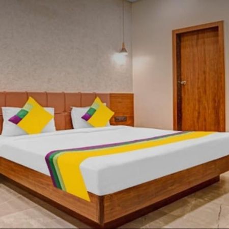 Hotel Abhilasha Inn Pachmarhī Eksteriør bilde